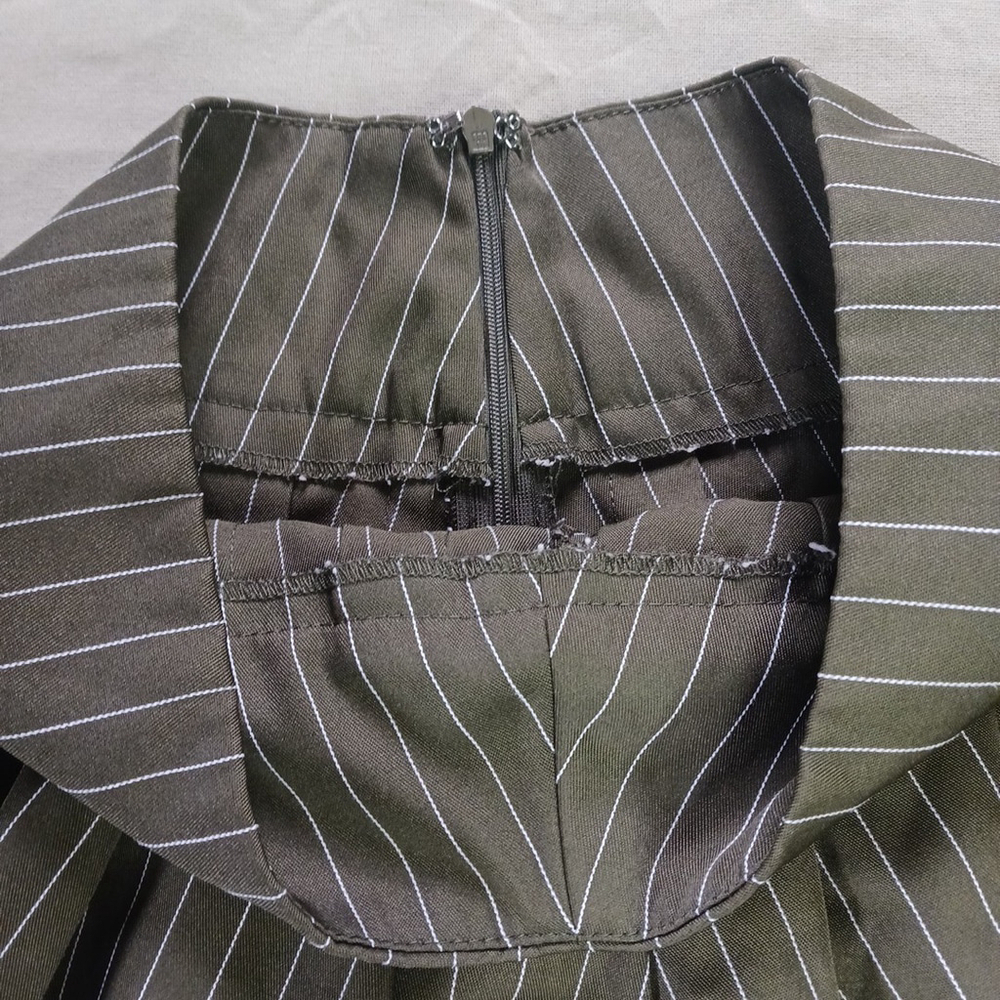 Olive Green Striped Skirt Junior's Size Small - Picture 3 of 4